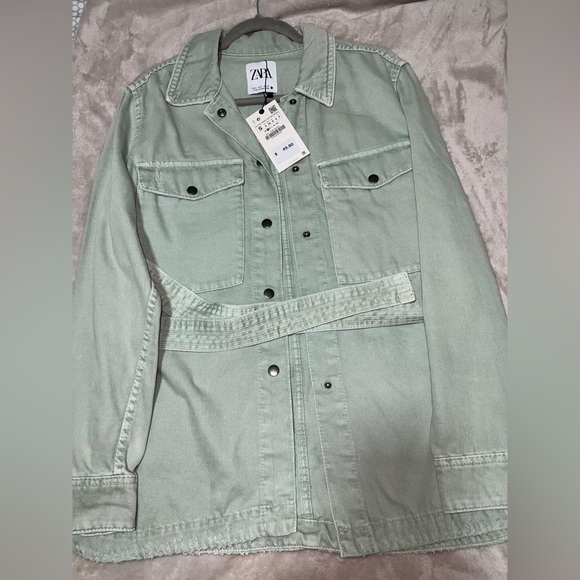 Mint green Zara jeans jacket never worn, great quality - Picture 1 of 1